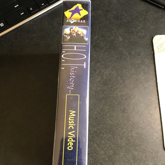 ❤️SOLD❤️Kpop H.O.T. VHS Collector’s Item - Picture 3 of 5